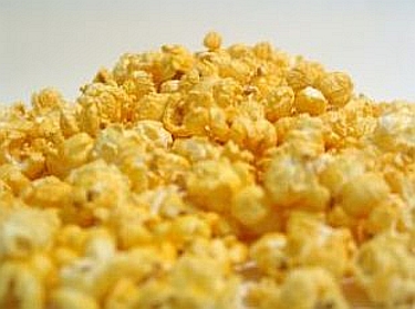 Makes movie-style popcorn on your stovetop.