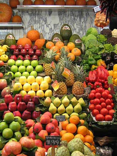 Whole fruits and vegetables are the best source of insoluble fiber.